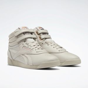 Cardi B retro Reebok - size 9